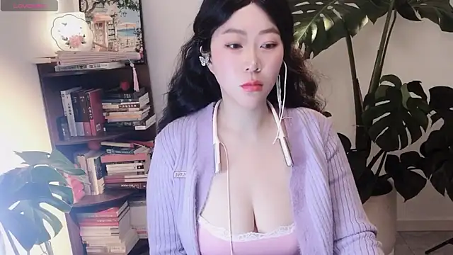 Emmaq996 online show from February 5, 2026, 2:16 am