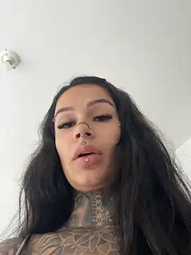 sereiaruiva99 online show from March 26, 2026, 6:46 pm