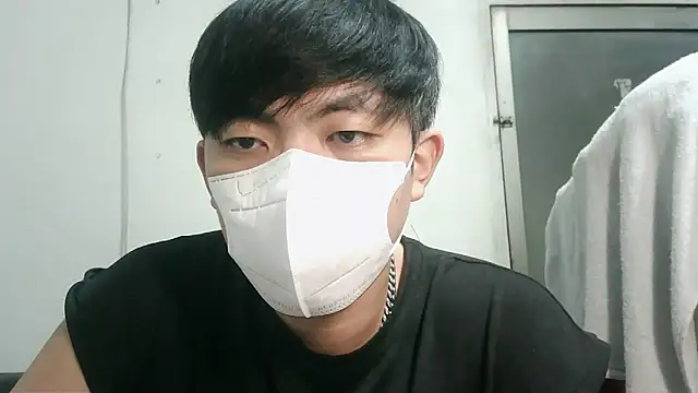 bigbb101011 online show from November 21, 2025, 3:33 pm