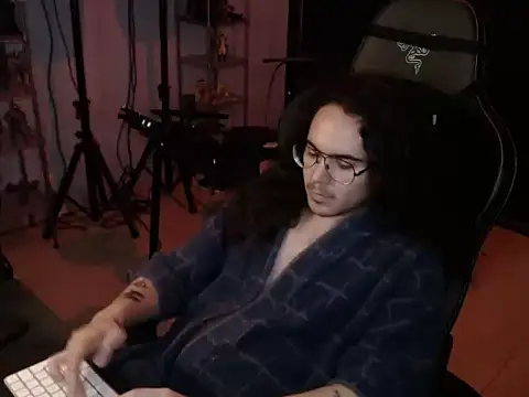 dorrey21 online show from April 20, 2026, 11:06 pm