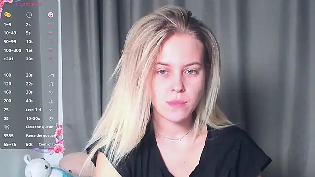 AngelAnty online show from November 2, 2025, 3:03 pm