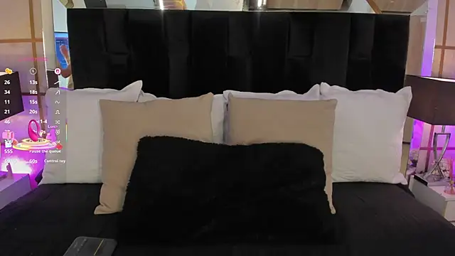 GretaVelvet online show from October 27, 2025, 6:45 pm