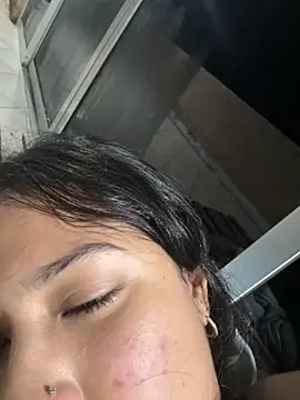 lynn9000 online show from October 7, 2025, 4:53 am