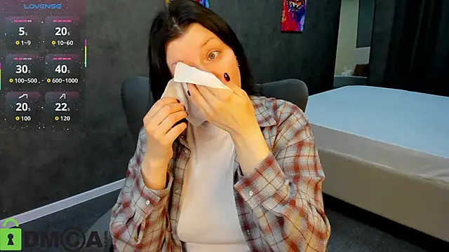 Michele Greenn online show from October 10, 2025, 1:04 am