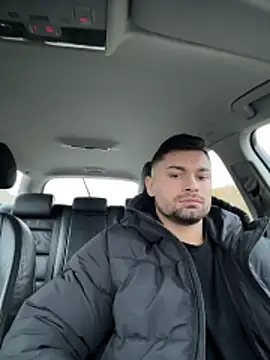 irimiea1729 online show from November 19, 2025, 2:17 pm