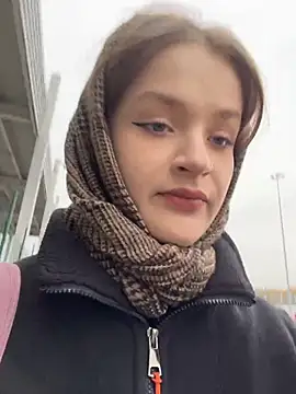 KittyQueeny online show from October 24, 2025, 7:16 am