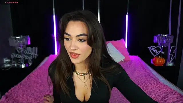 EricaSin online show from November 10, 2025, 2:49 pm