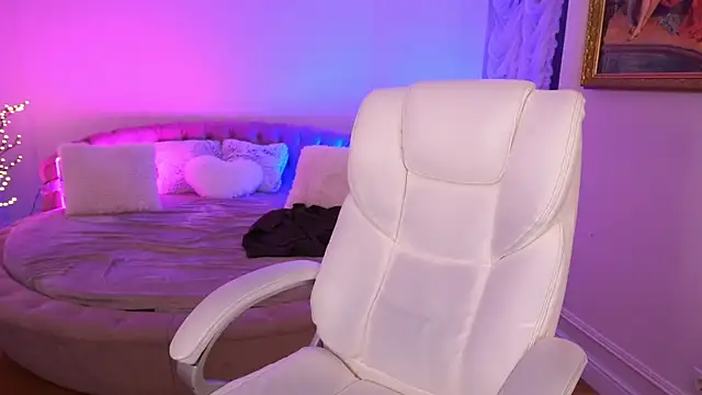 EricaSin online show from January 5, 2026, 5:27 pm