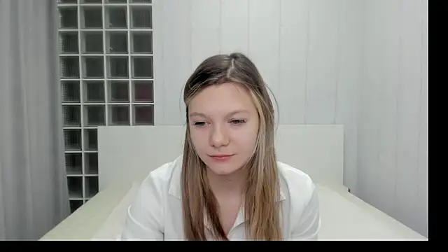 Sunny Sammy online show from December 14, 2025, 1:22 am