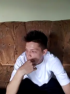 elinnki online show from October 25, 2025, 6:02 pm