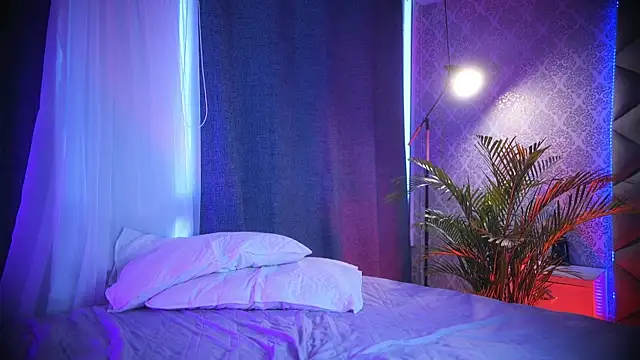 grayce blossoms 24 online show from September 23, 2025, 8:01 pm