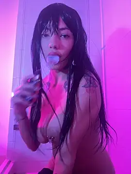 grayce blossoms 24 online show from October 10, 2025, 7:46 pm