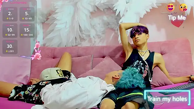 spicy adonhis online show from September 12, 2025, 12:27 pm