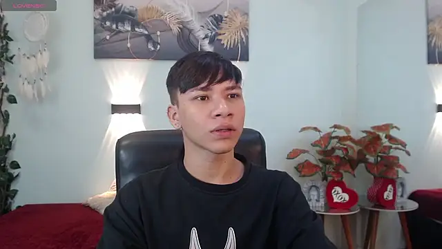 Snapshot of nathanclay chatting on September 17, 2025, 3:30 am nathanclay online show from September 17, 2025, 3:30 am