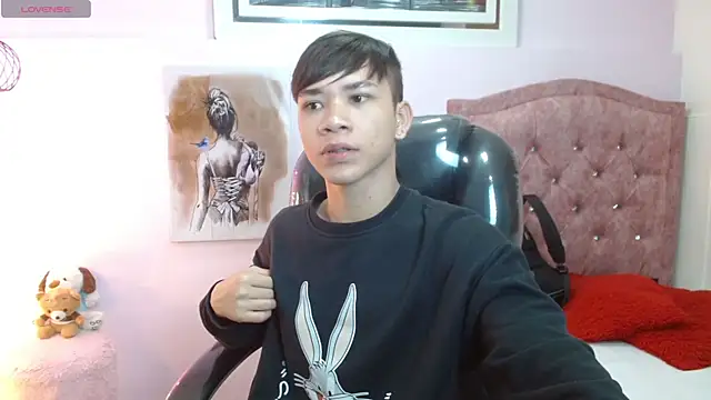 Snapshot of nathanclay chatting on October 4, 2025, 3:26 am nathanclay online show from October 4, 2025, 3:26 am