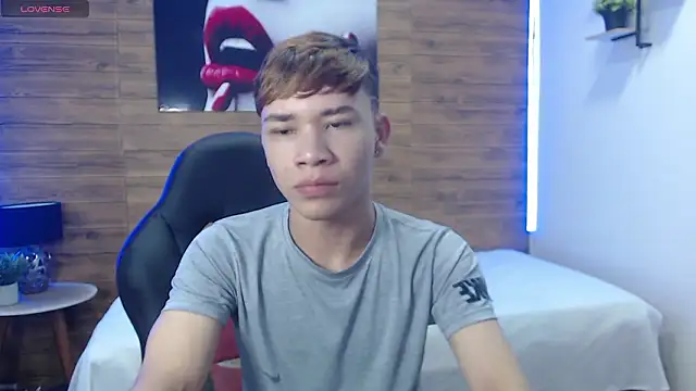 nathanclay online show from March 11, 2026, 3:12 am