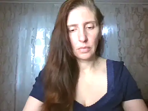 CandiCole online show from November 14, 2025, 5:17 am