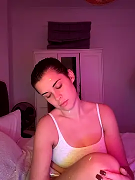 Snapshot of AlitaNova chatting on October 8, 2025, 8:50 pm AlitaNova online show from October 8, 2025, 8:50 pm