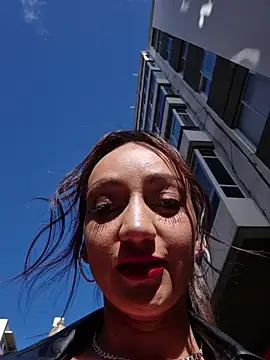 Ninabigtitied online show from January 9, 2026, 11:24 am