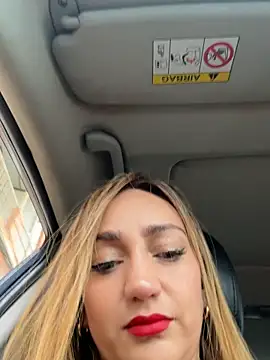 Ninabigtitied online show from March 18, 2026, 6:55 pm