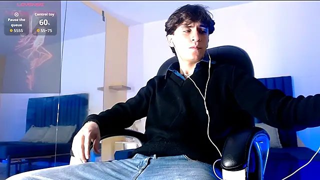 Snapshot of RoberthAlv chatting on February 20, 2026, 1:44 pm RoberthAlv online show from February 20, 2026, 1:44 pm