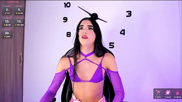  Mia Pink  online show from February 8, 2026, 8:45 pm