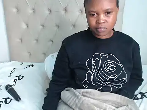 Snapshot of Lolly_Ramochele chatting on December 15, 2025, 12:15 am Lolly Ramochele online show from December 15, 2025, 12:15 am