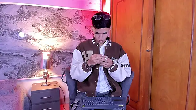 BILLY JAMEES online show from February 17, 2026, 12:34 pm