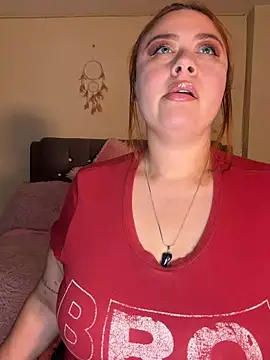 Snapshot of maddy_Bloomm chatting on March 4, 2026, 6:36 pm maddy Bloomm online show from March 4, 2026, 6:36 pm