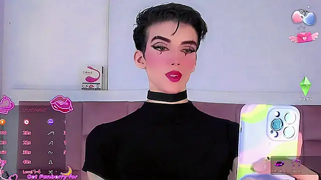 Baby FenixTS online show from November 19, 2025, 7:08 am