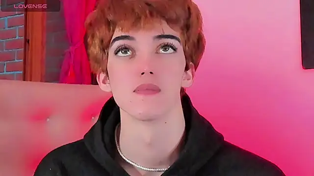 Baby FenixTS online show from April 13, 2026, 7:41 pm