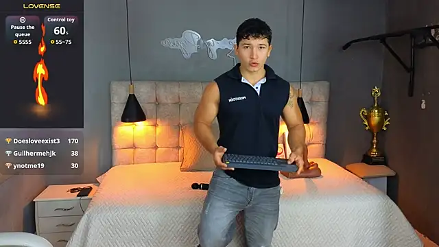 Snapshot of Horny_nick18 chatting on October 2, 2025, 12:23 pm Horny nick18 online show from October 2, 2025, 12:23 pm