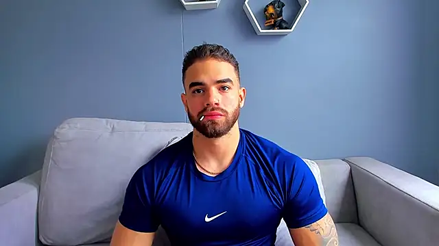 Paul Phoenix online show from October 9, 2025, 9:02 pm