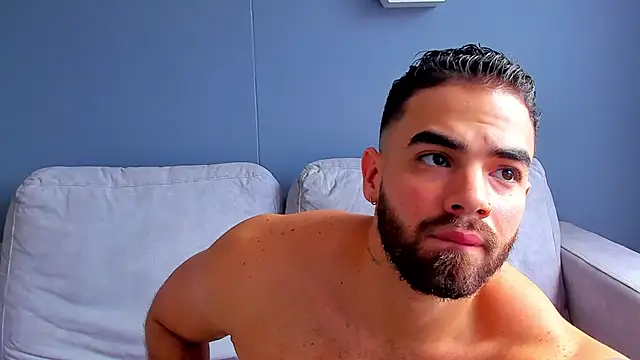 Paul Phoenix online show from October 21, 2025, 8:31 pm