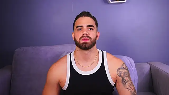 Paul Phoenix online show from December 16, 2025, 8:36 pm