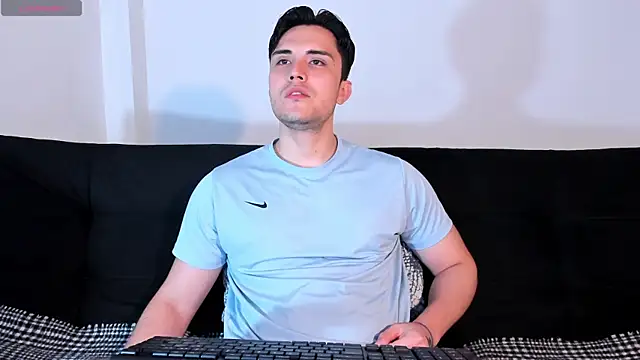 jasonxd9898 online show from October 5, 2025, 1:04 am