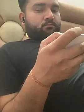 amitsharma7868 online show from March 8, 2026, 4:22 pm