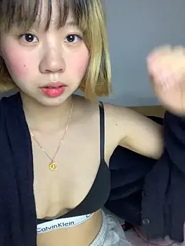 zhaomosheng125216 online show from November 30, 2025, 11:20 pm