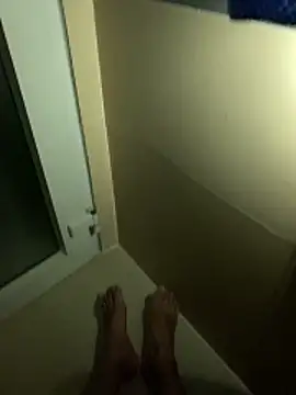 Snapshot of traidamtimgainung chatting on October 18, 2025, 5:46 pm traidamtimgainung online show from October 18, 2025, 5:46 pm