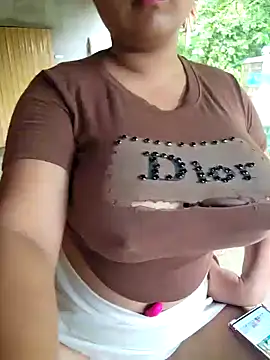 Snapshot of Akira_sera chatting on September 9, 2025, 1:05 am Akira sera online show from September 9, 2025, 1:05 am