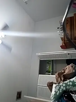 sarahkat86 online show from February 27, 2026, 11:27 pm