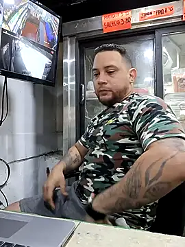 Catire10  online show from November 15, 2025, 2:02 pm