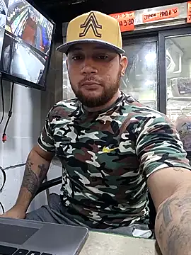 Catire10  online show from December 1, 2025, 1:49 pm