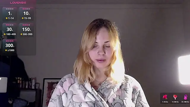 Snapshot of Alismoona chatting on December 2, 2025, 12:16 am Alismoona online show from December 2, 2025, 12:16 am