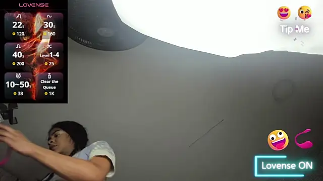 sweet  vanessa1 online show from November 5, 2025, 3:39 am