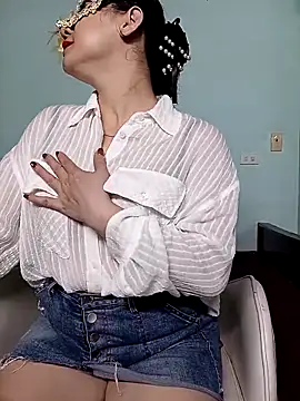 Spa-LinhLinh online show from September 28, 2025, 7:52 pm