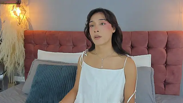 victoria decapri online show from February 22, 2026, 7:12 pm