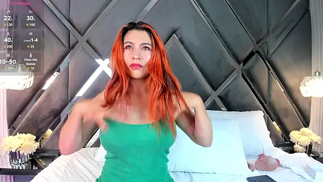 CoraimaSahin online show from March 3, 2026, 4:40 am