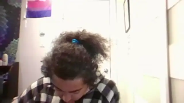 Snapshot of Bilover69 chatting on February 5, 2026, 5:56 am Bilover69 online show from February 5, 2026, 5:56 am