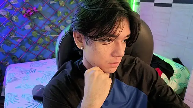 davoxer online show from March 25, 2026, 4:07 am